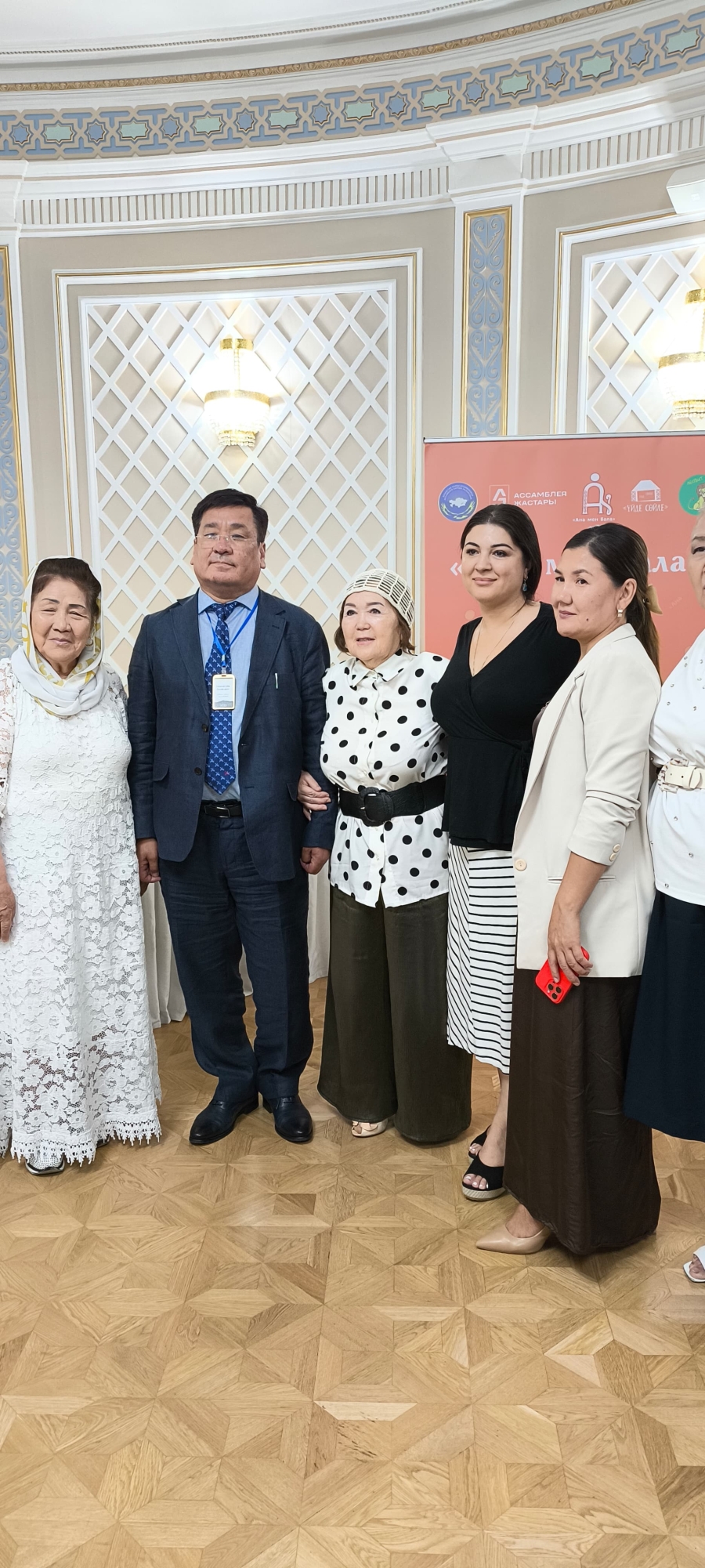 Training on "New approaches to family and school mediation"