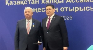 Awarding of the Jubilee medal of Shapiev M.Zh.